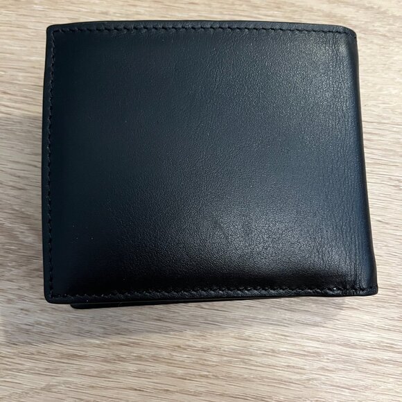 Maison Kitsune Tricolor Fox Compact Bifold Wallet Black (New) - Picture 6 of 15